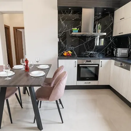 Apartment Destino Luxury Apts