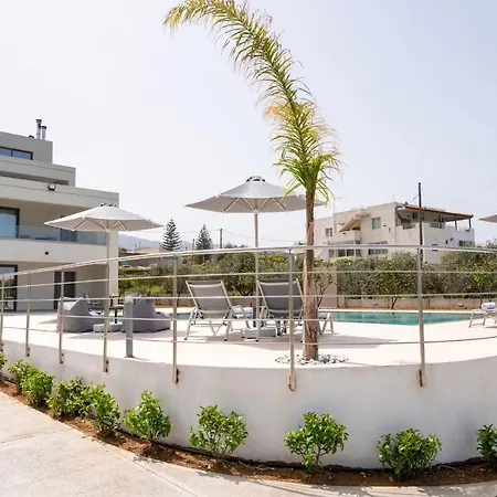 Destino Luxury Apts Apartment *
