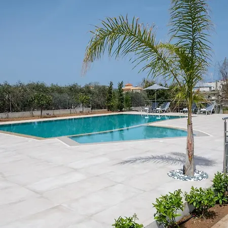 Destino Luxury Apts Apartmán *